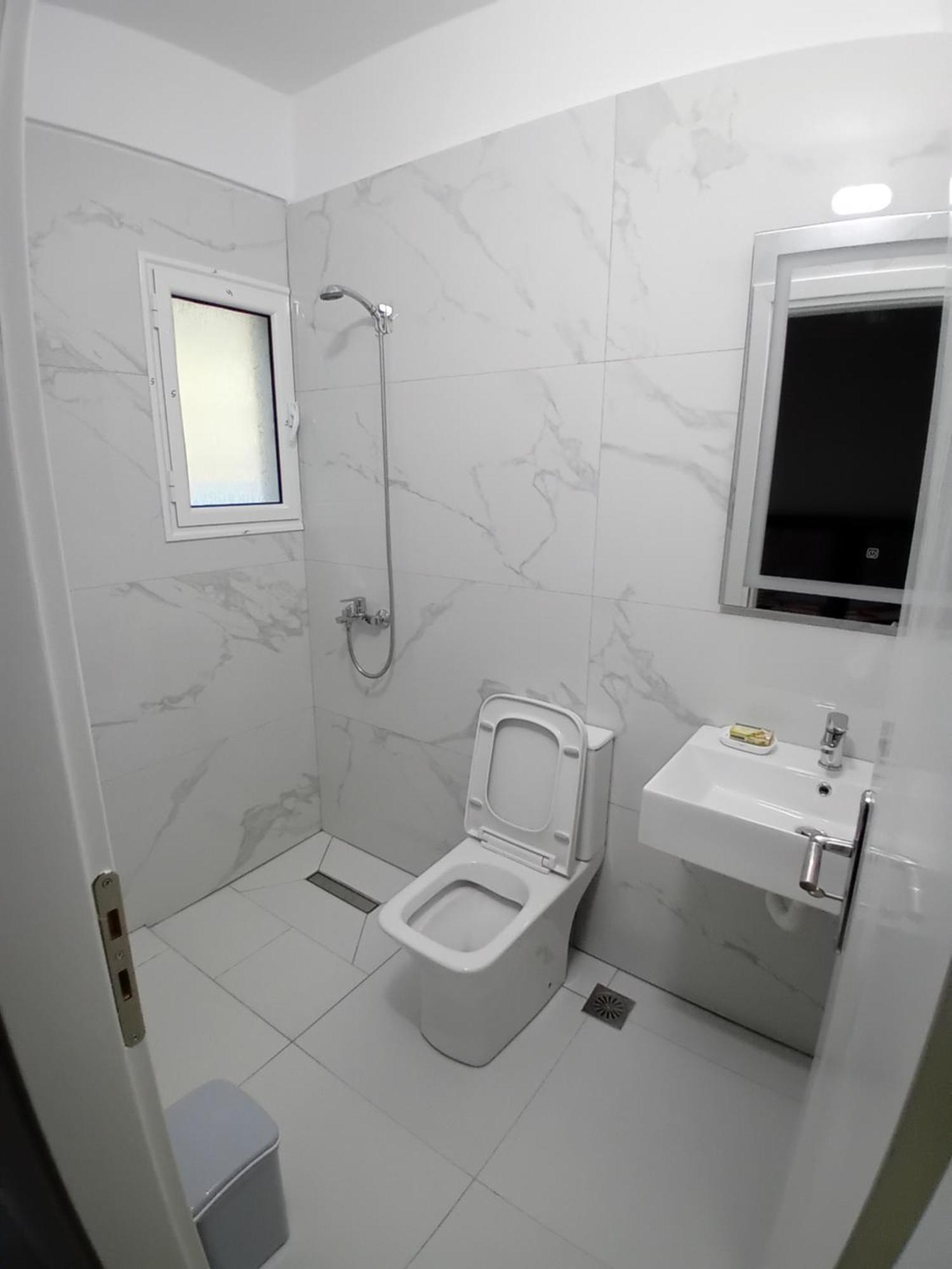 Ida Apartments Sarandë Esterno foto