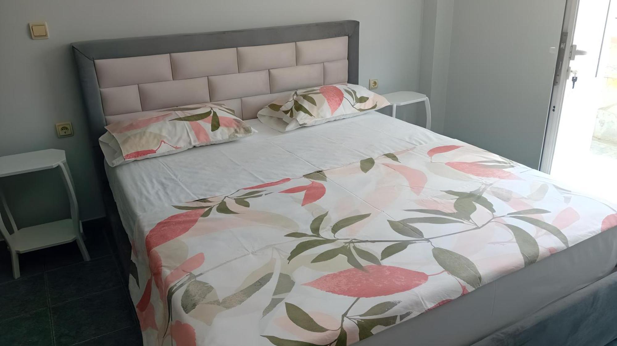 Ida Apartments Sarandë Esterno foto